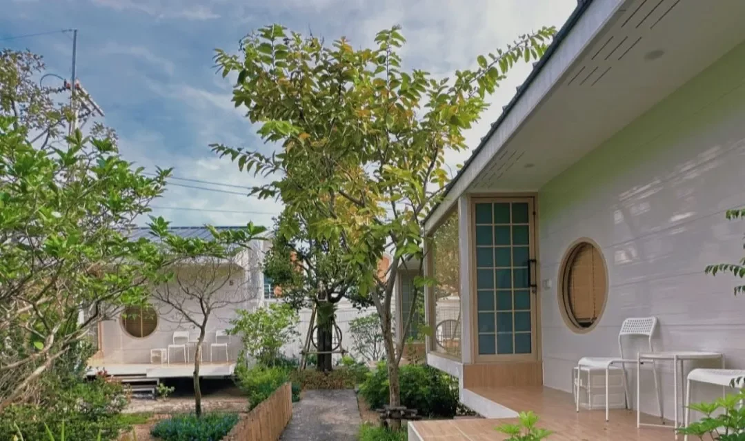 Driving vs Taking the Train to Mu Si: Choosing the Smartest Way to Reach Your Resort